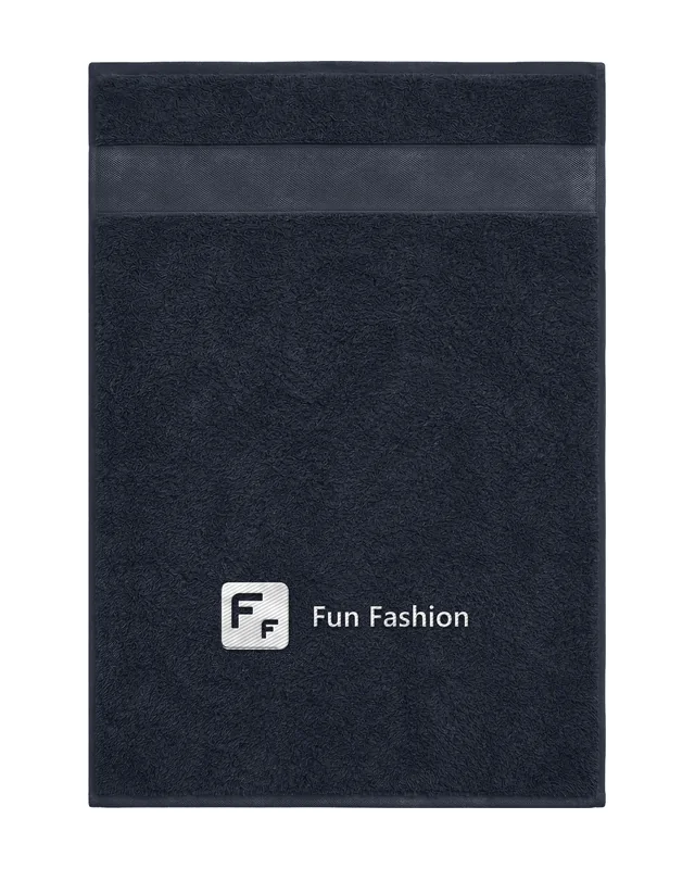 Toalla azul marino con el logo de Fun Fashion. Bordado (simulación)